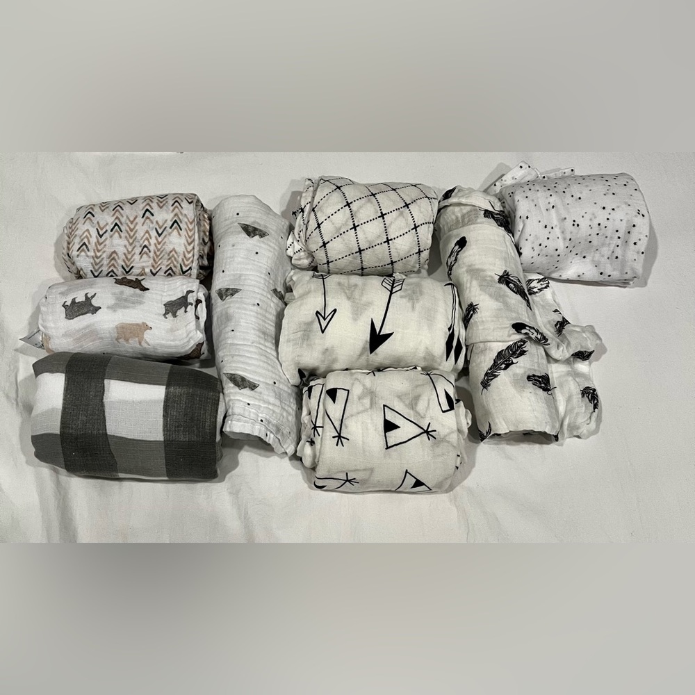 Assorted swaddles
